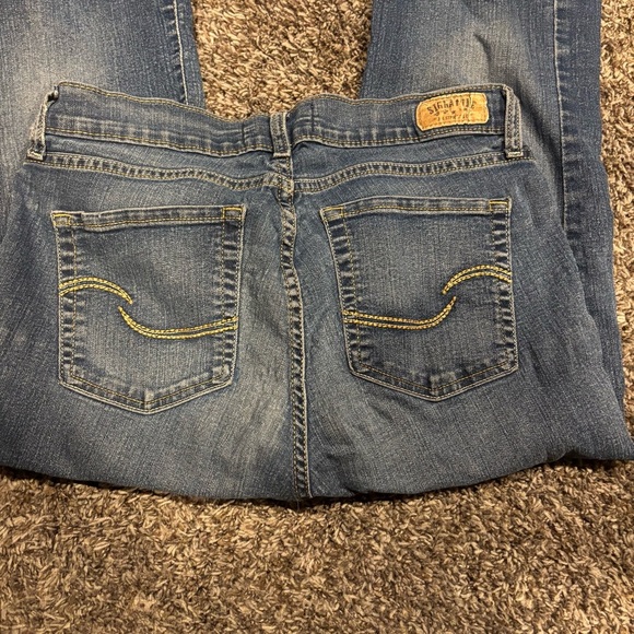 Women’s Levi’s Jeans - Picture 1 of 5